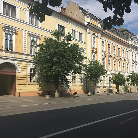 Old Town Central Apartament
